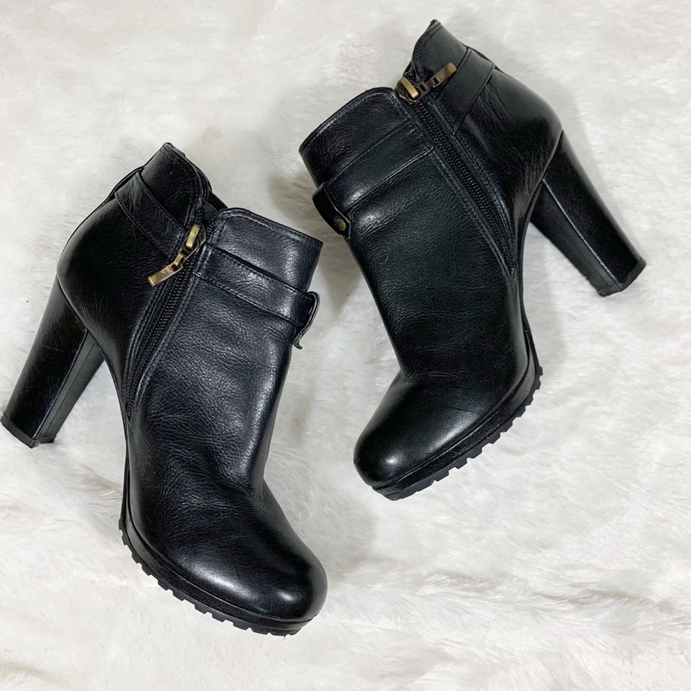 Dune London Lug Sole Leather Belted Ankle Booties - Picture 3 of 8
